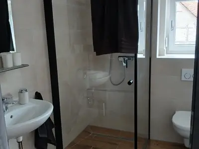 Doppelzimmer für 2 Personen in Röttingen 9/9