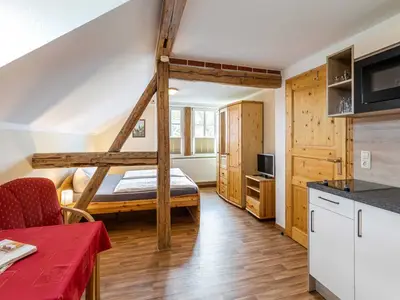 Gästezimmer Nr. 6: Wohnbereich mit Küche