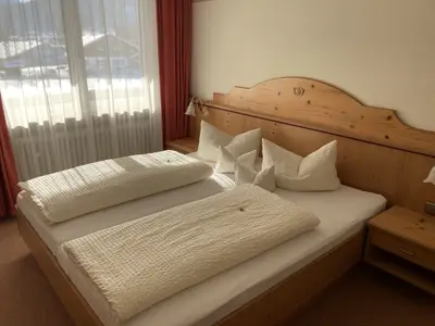 Blick aufs gemütliche Bett