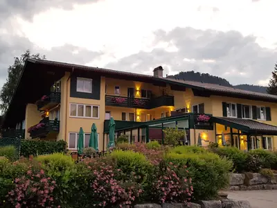 Aussenansicht vom Hotel