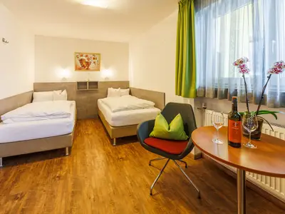 Zwei-Bett-Zimmer