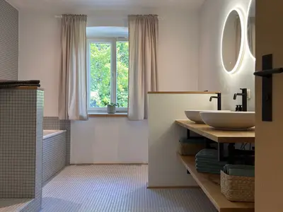 Großzügiges Badezimmer