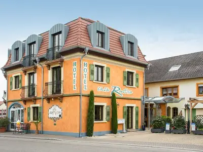 Doppelzimmer für 3 Personen (24 m²) in Rust 2/7