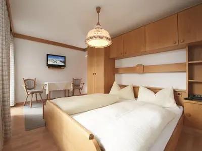 Doppelzimmer für 2 Personen (23 m²) in Saalbach-Hinterglemm 7/8