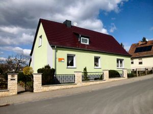 Doppelzimmer für 3 Personen (40 m&sup2;) in Sangerhausen