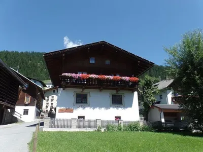 Doppelzimmer für 2 Personen in St. Lorenzen im Lesachtal 1/10