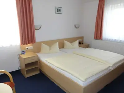 Doppelzimmer für 3 Personen (20 m²) in Sassnitz 5/8