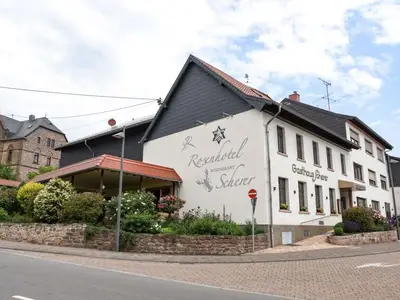 Doppelzimmer für 2 Personen (20 m²) in Schiffweiler 1/10