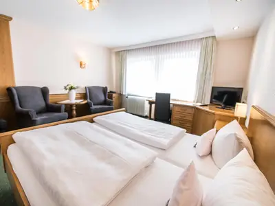 Doppelzimmer für 4 Personen in Schmallenberg 3/5