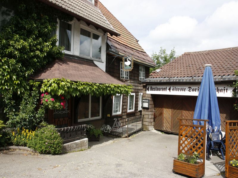 22374045-Doppelzimmer-3-Schonach im Schwarzwald-800x600-0