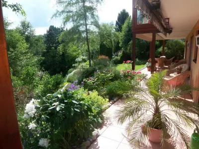 Unsere große Terrasse