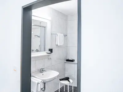 Einzelzimmer Königssee, Badezimmer – Hotel Hanauerlehen