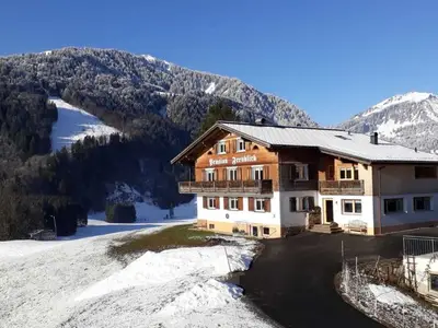 Doppelzimmer für 3 Personen in Schoppernau 1/10