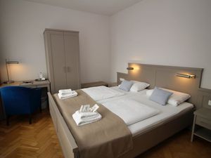 23349743-Doppelzimmer-2-Schwabstedt-300x225-5