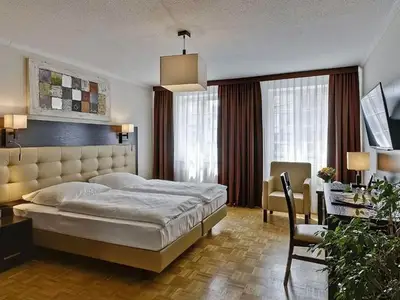 Doppelzimmer für 2 Personen (30 m²) in Schwerin 2/10