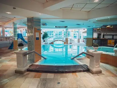 Doppelzimmer für 4 Personen (42 m²) in Seefeld in Tirol 8/10