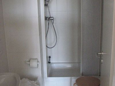 Doppelzimmer für 3 Personen (20 m²) in Sellin (Ostseebad) 8/9