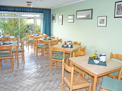 Doppelzimmer für 2 Personen (22 m²) in Neuensien 7/10