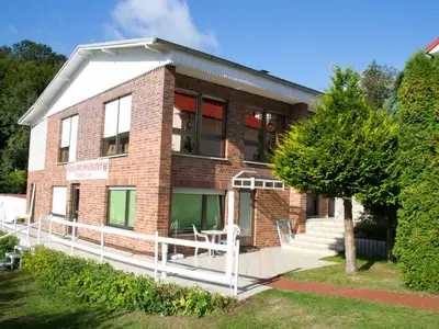 Doppelzimmer für 2 Personen (30 m²) in Sellin (Ostseebad) 1/10