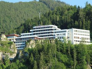 23310850-Doppelzimmer-2-Semmering-300x225-0