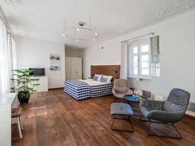 Doppelzimmer für 2 Personen (36 m²) in Sommerach 2/5