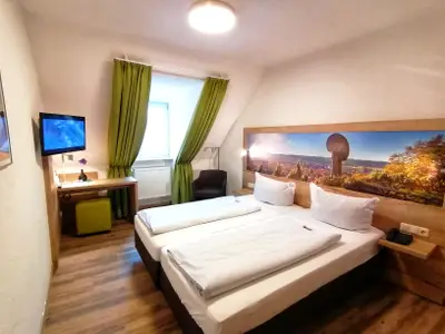 Doppelzimmer 15