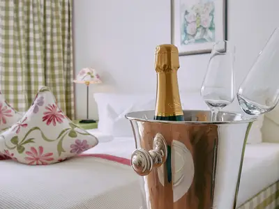 Doppelzimmer für 2 Personen in Sonnenbühl 3/6