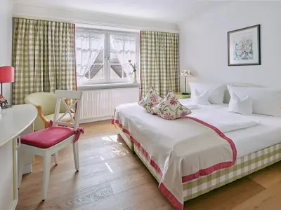 Doppelzimmer für 2 Personen in Sonnenbühl 4/6