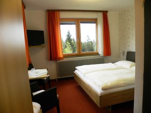 23310674-Doppelzimmer-2-St. Corona am Wechsel-300x225-2