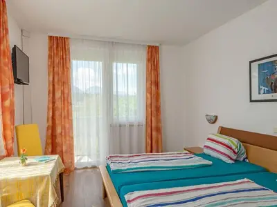 Doppelzimmer für 2 Personen (16 m²) in St.Kanzian am Klopeiner See 4/10