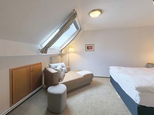 23162677-Doppelzimmer-4--300x225-2