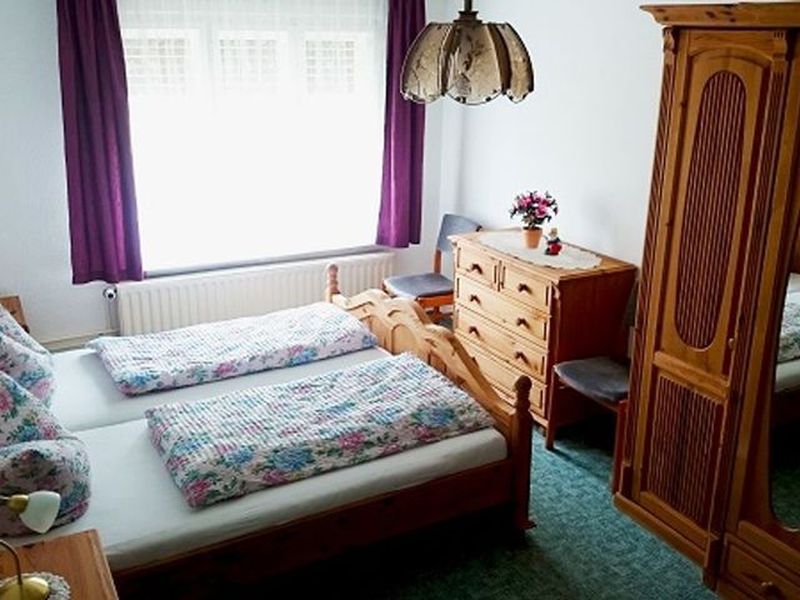 23671878-Doppelzimmer-2--800x600-2