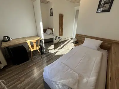 Doppelzimmer für 2 Personen in Chur 8/10