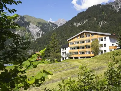 Doppelzimmer für 3 Personen (22 m²) in Wald am Arlberg 1/10