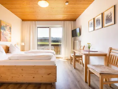 Doppelzimmer für 2 Personen (21 m²) in Rohrdorf 10/10