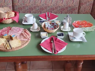 Doppelzimmer für 2 Personen (30 m²) in Pottenstein 8/10