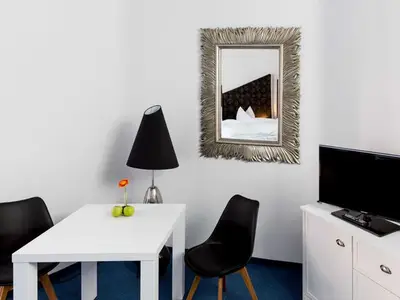 Doppelzimmer für 2 Personen (33 m²) in Magdeburg 5/6