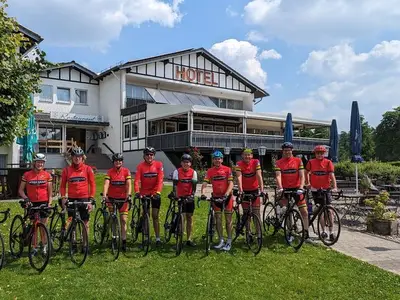 Doppelzimmer für 2 Personen (18 m²) in Overath 8/10