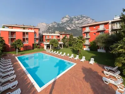 Doppelzimmer für 2 Personen (18 m²) in Riva Del Garda 2/10