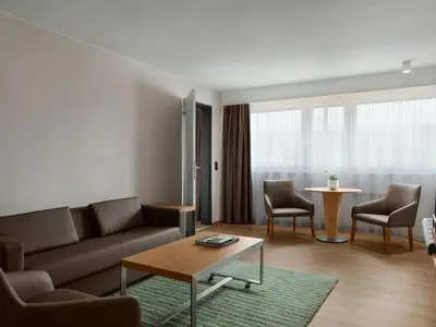 Doppelzimmer für 3 Personen (30 m²) in Innsbruck 5/10