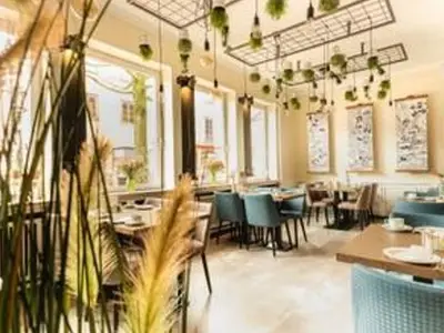 Doppelzimmer für 2 Personen (17 m²) in Emden 3/10