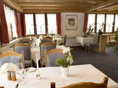 Doppelzimmer für 4 Personen in Andiast 7/10