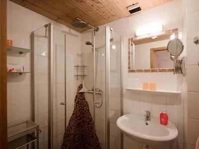 Blick ins Bad "Hörndlwand"