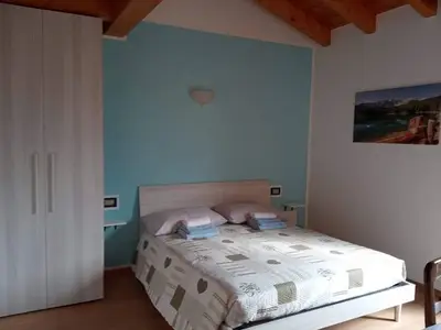 Doppelzimmer für 2 Personen (14 m²) 1/9
