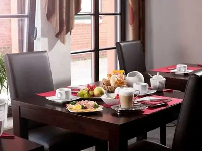 Doppelzimmer für 3 Personen (21 m²) 8/10