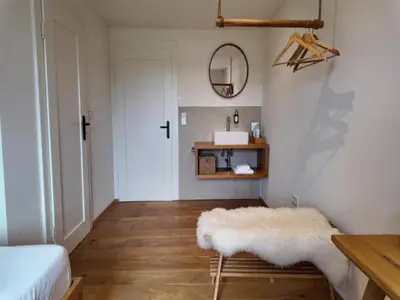 Doppelzimmer für 2 Personen (20 m²) in Leinburg 9/10