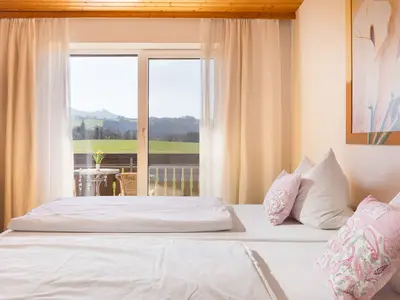 Doppelzimmer für 2 Personen (21 m²) in Rohrdorf 3/10