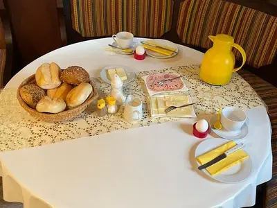 Doppelzimmer für 2 Personen (11 m²) in Ahorntal 7/10