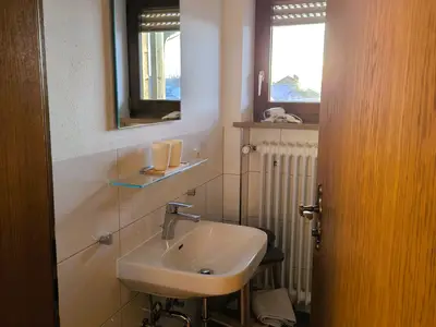 Blick ins Badezimmer