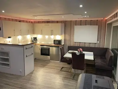 Doppelzimmer für 5 Personen (60 m²) in Glücksburg 1/10